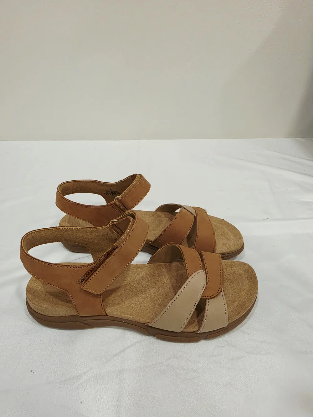 Easy Spirit Women's Semarian Two-Tone Rust Tan Slingback Sandals